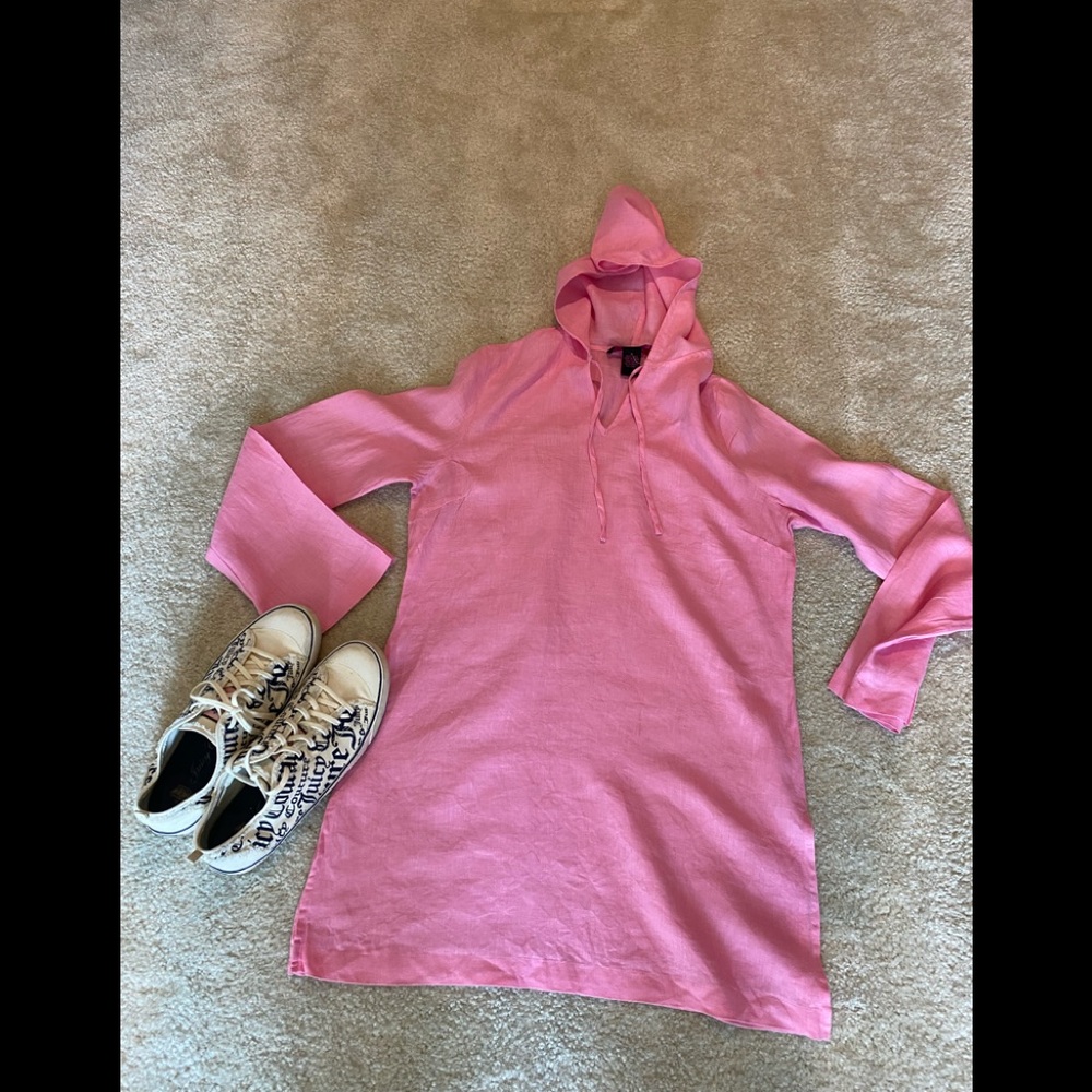Linen hoodie shirt 👚 w/splits on the side.💘